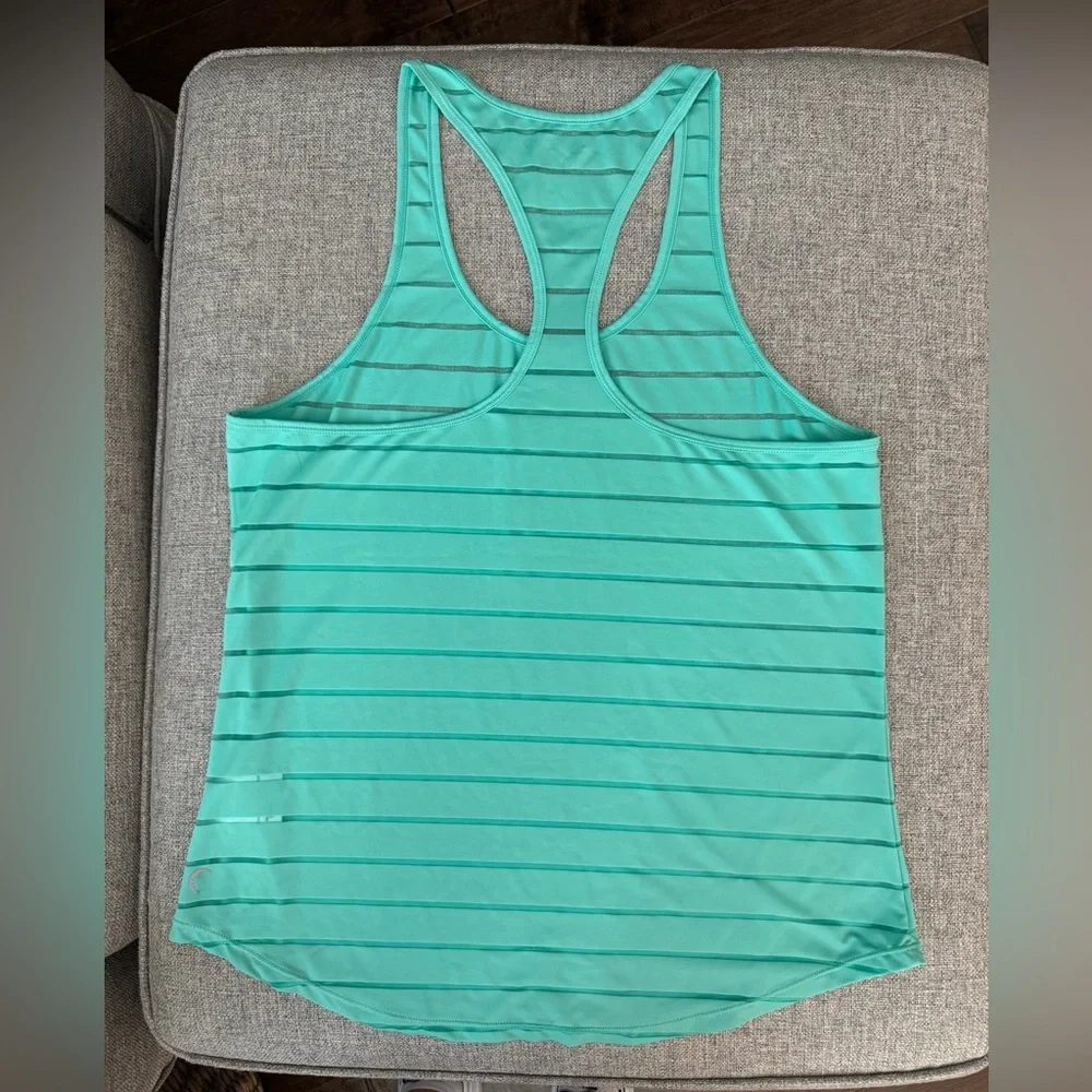 ZYIA Green Sleeveless Racerback Havana Tank Top - Picture 5 of 9